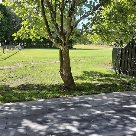 Grutsk Op 12 Bed & Breakfast Drachten Bagian luar foto
