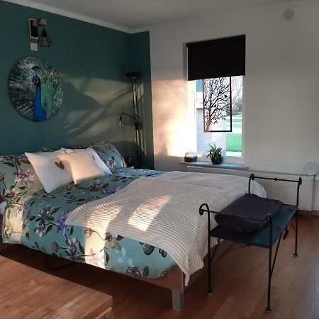Grutsk Op 12 Bed & Breakfast Drachten Bagian luar foto
