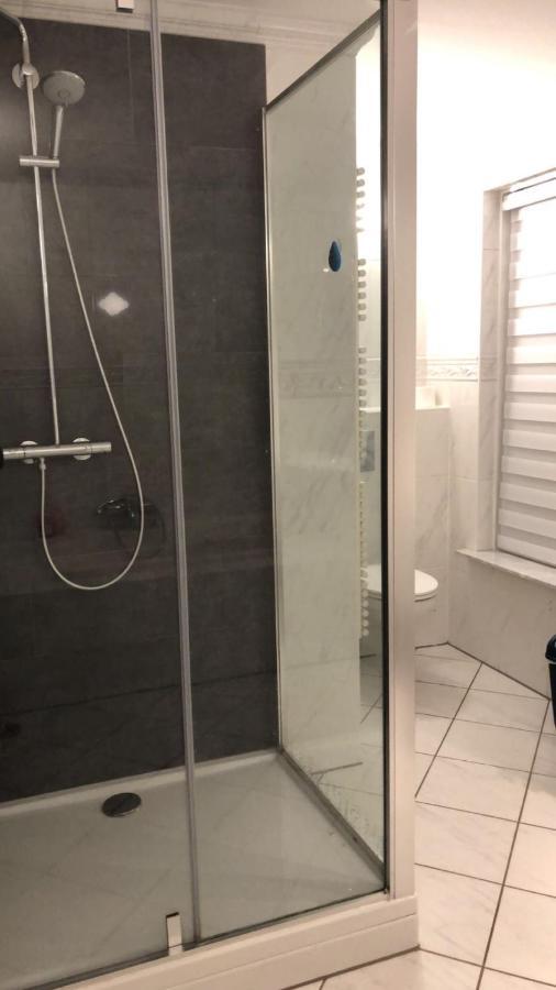 Grutsk Op 12 Bed & Breakfast Drachten Bagian luar foto