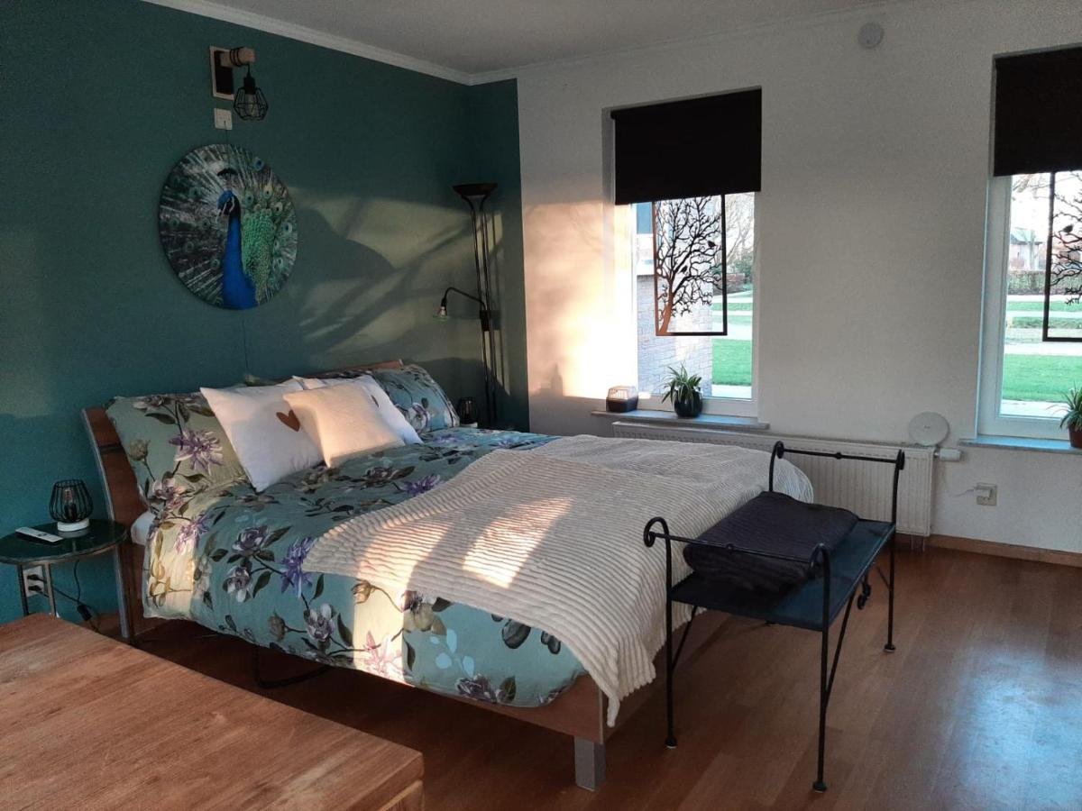 Grutsk Op 12 Bed & Breakfast Drachten Bagian luar foto