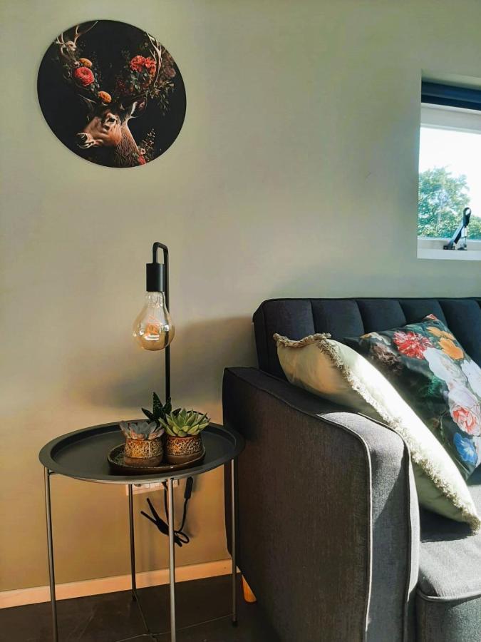 Grutsk Op 12 Bed & Breakfast Drachten Bagian luar foto